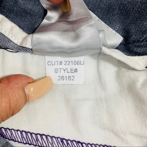 NYDJ Grey Lift & Tuck Jeans Folded Cuff Straight 4 - Picture 12 of 13